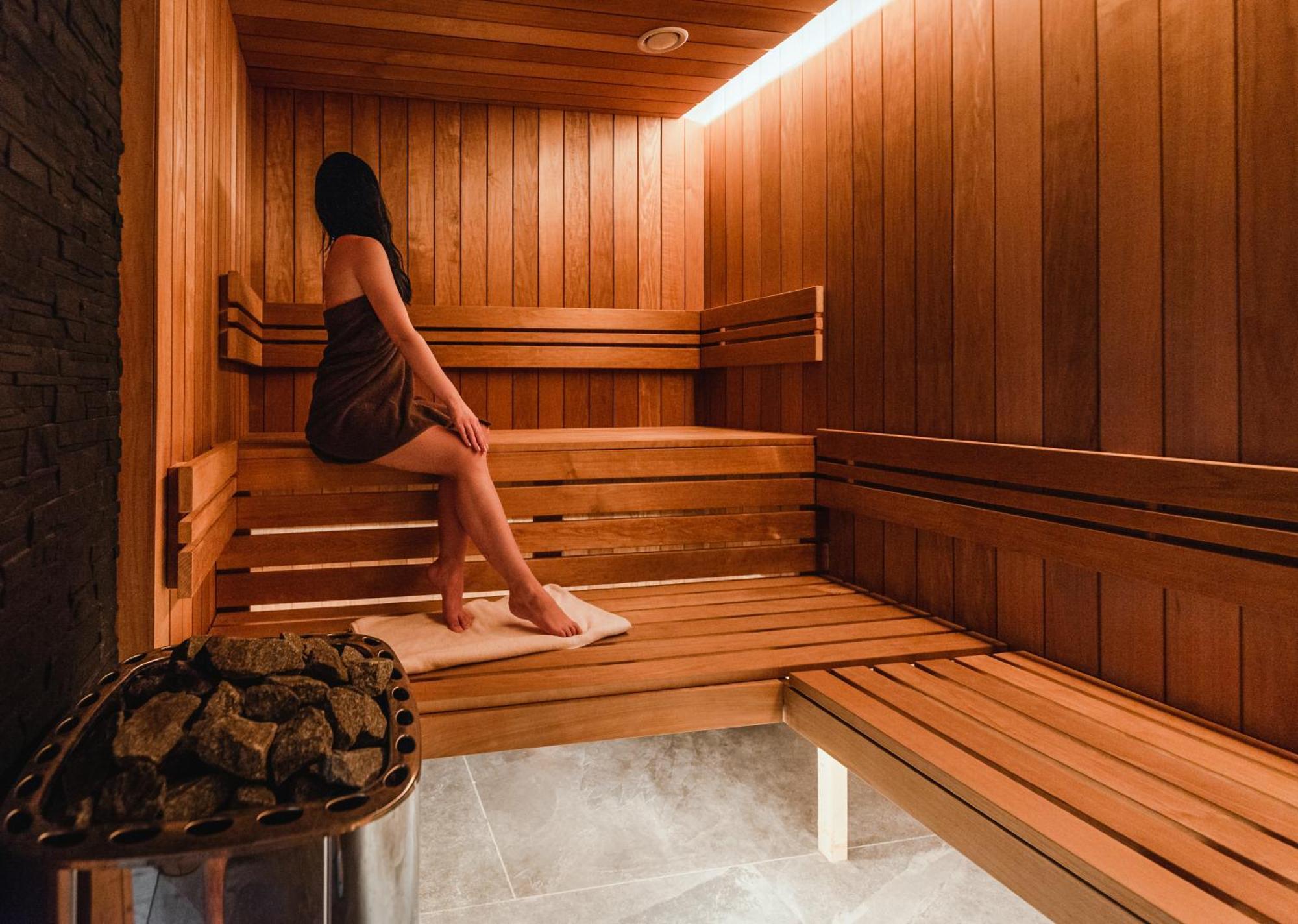 Zloty Horyzont Hotel & Resort シクラルスカ・ポレンバ エクステリア 写真