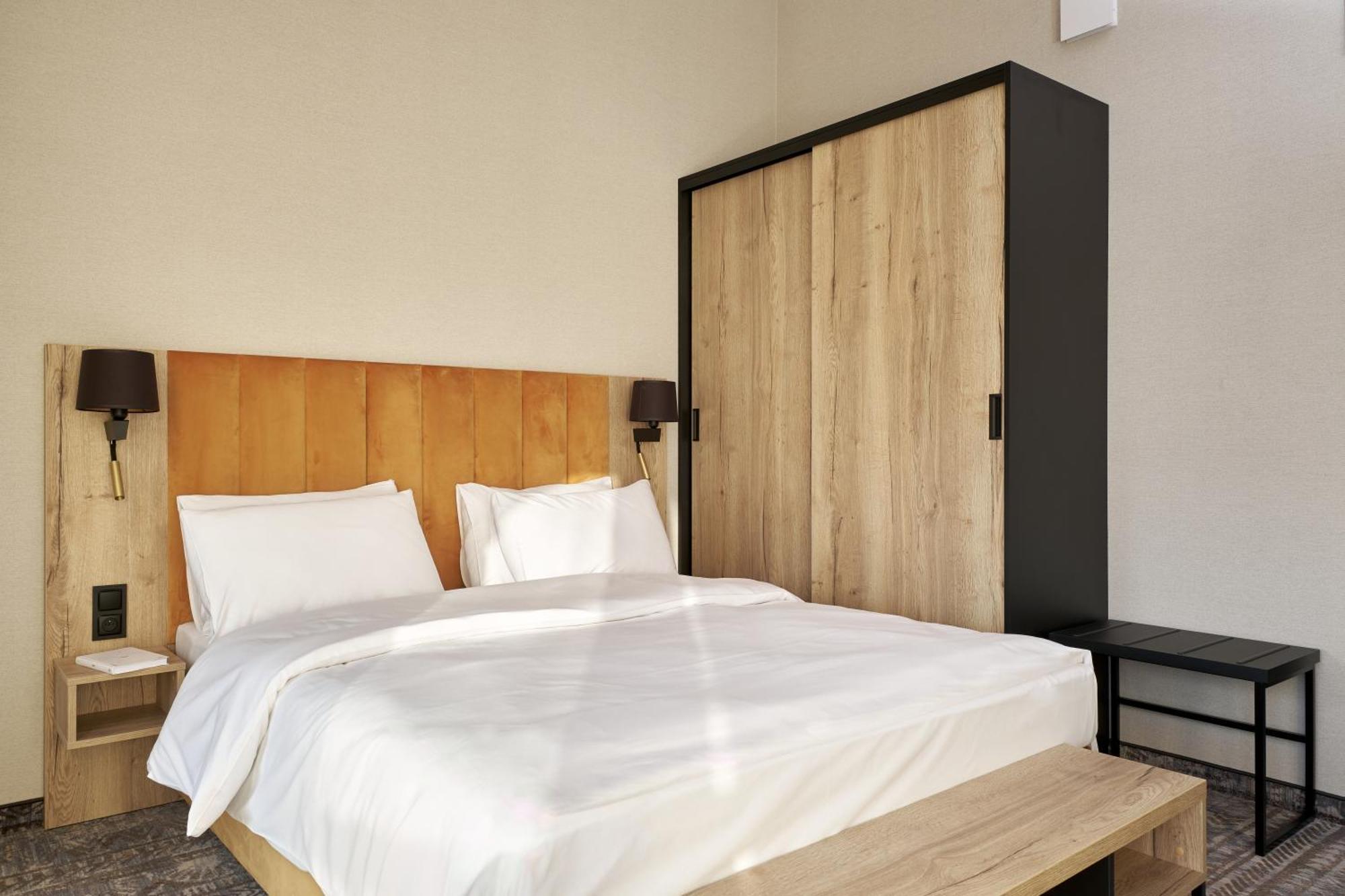 Zloty Horyzont Hotel & Resort シクラルスカ・ポレンバ エクステリア 写真